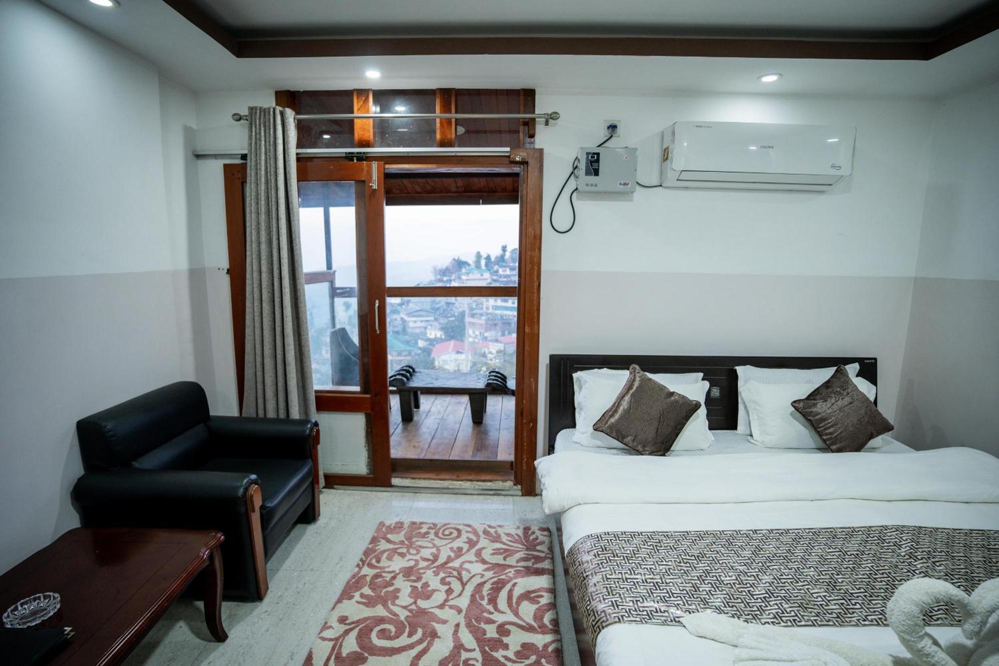 2K Hotel Kohima Eksteriør billede